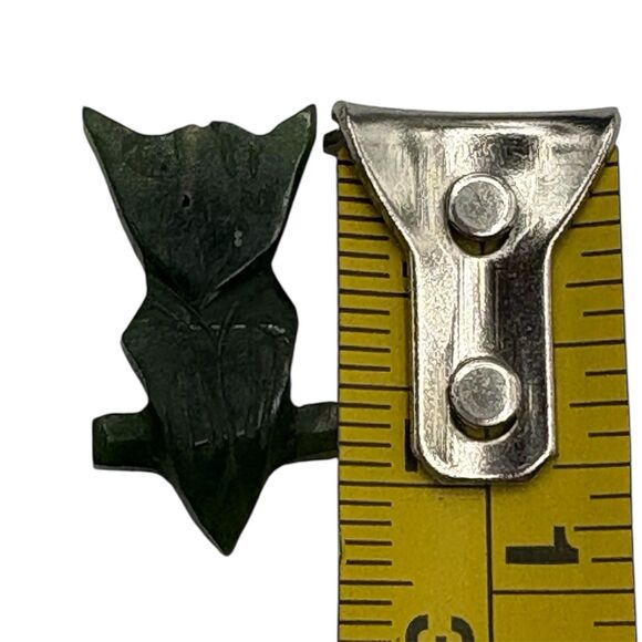 Mini Jade Owl Figurine Carved Stone Talisman Good Luck Charm Boho Pocket Totem - Picture 2 of 2